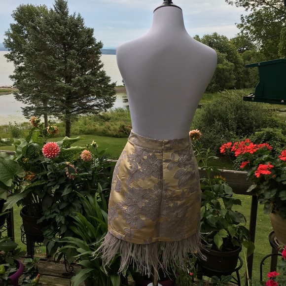 Endless Rose Skirt - Picture 4 of 4